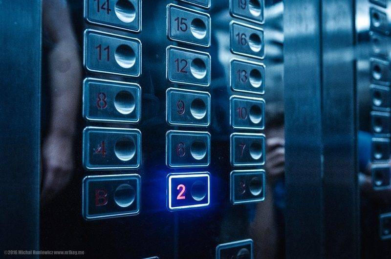 19-hotel-coreia-do-norte-elevador