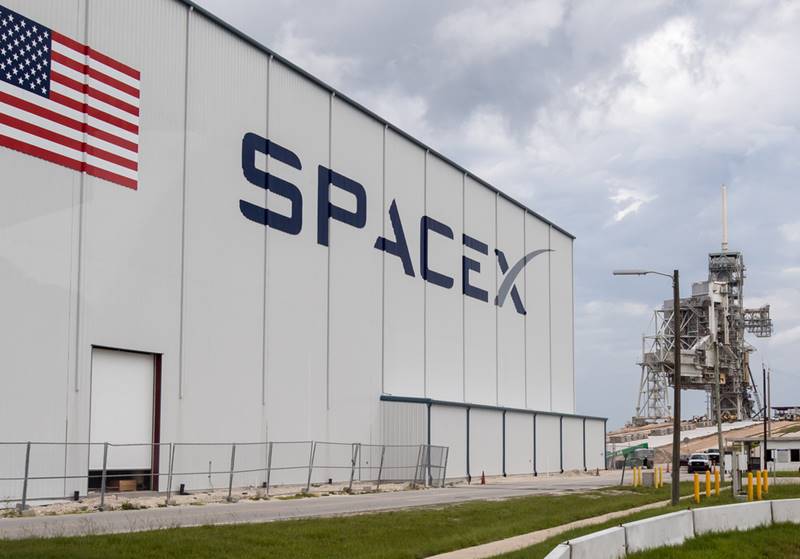 Space X e a iniciativa privada ajudando na viagem para Marte