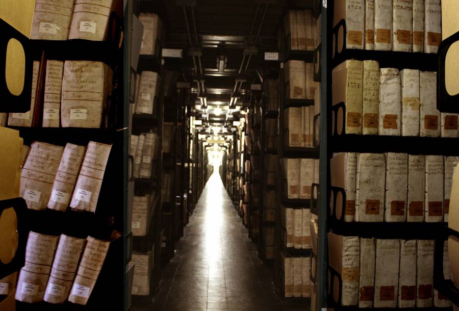 Uma das bibliotecas mais misteriosas do Vaticano