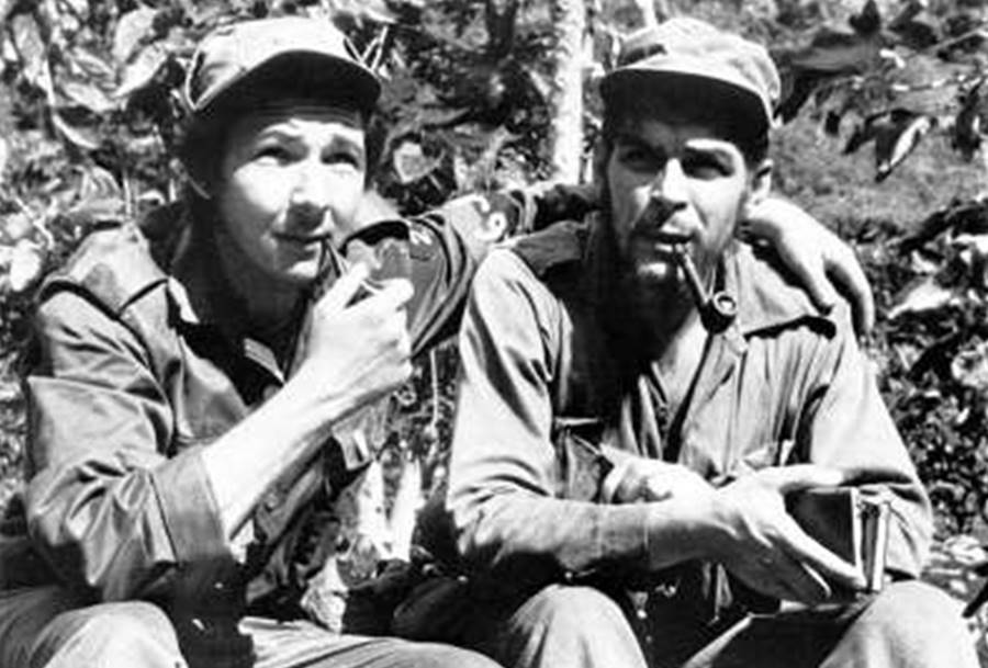 Fidel Castro e seu irmão Raúl