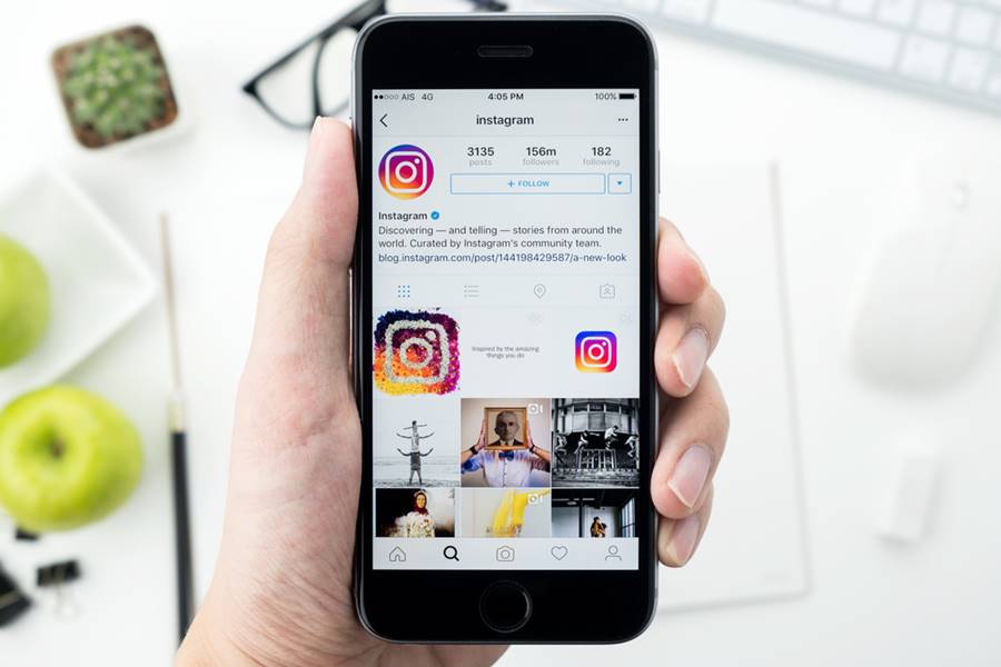 Instagram rodando no smartphone