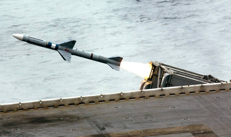 As armas de defesa do porta-aviões USS Ford