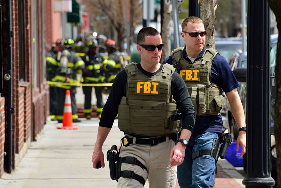 Agentes em treinamento do FBI