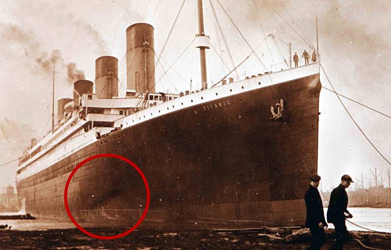 Farsa do Titanic e o barca que afundou