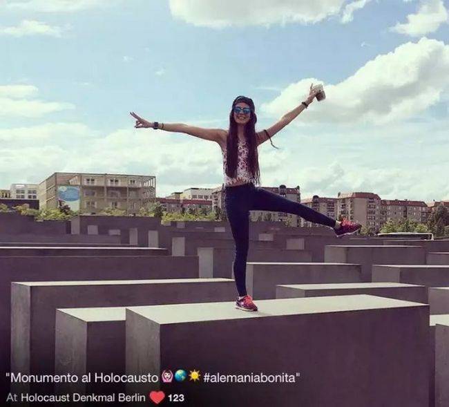 Montagens chocantes no Memorial do Holocausto