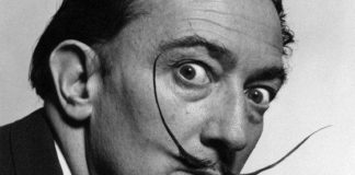 Salvador Dali vendeu um fio falso do seu bigode à Yoko